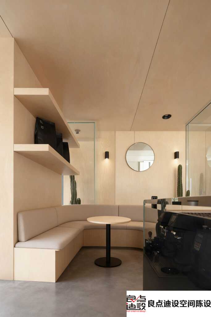 挖到宝了!这家原木风咖啡店的软装，治好了我的精神内耗!